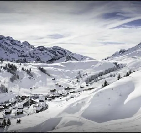 Apartment In And Out