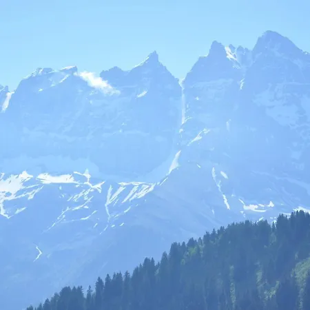 In And Out * Val dʼIlliez